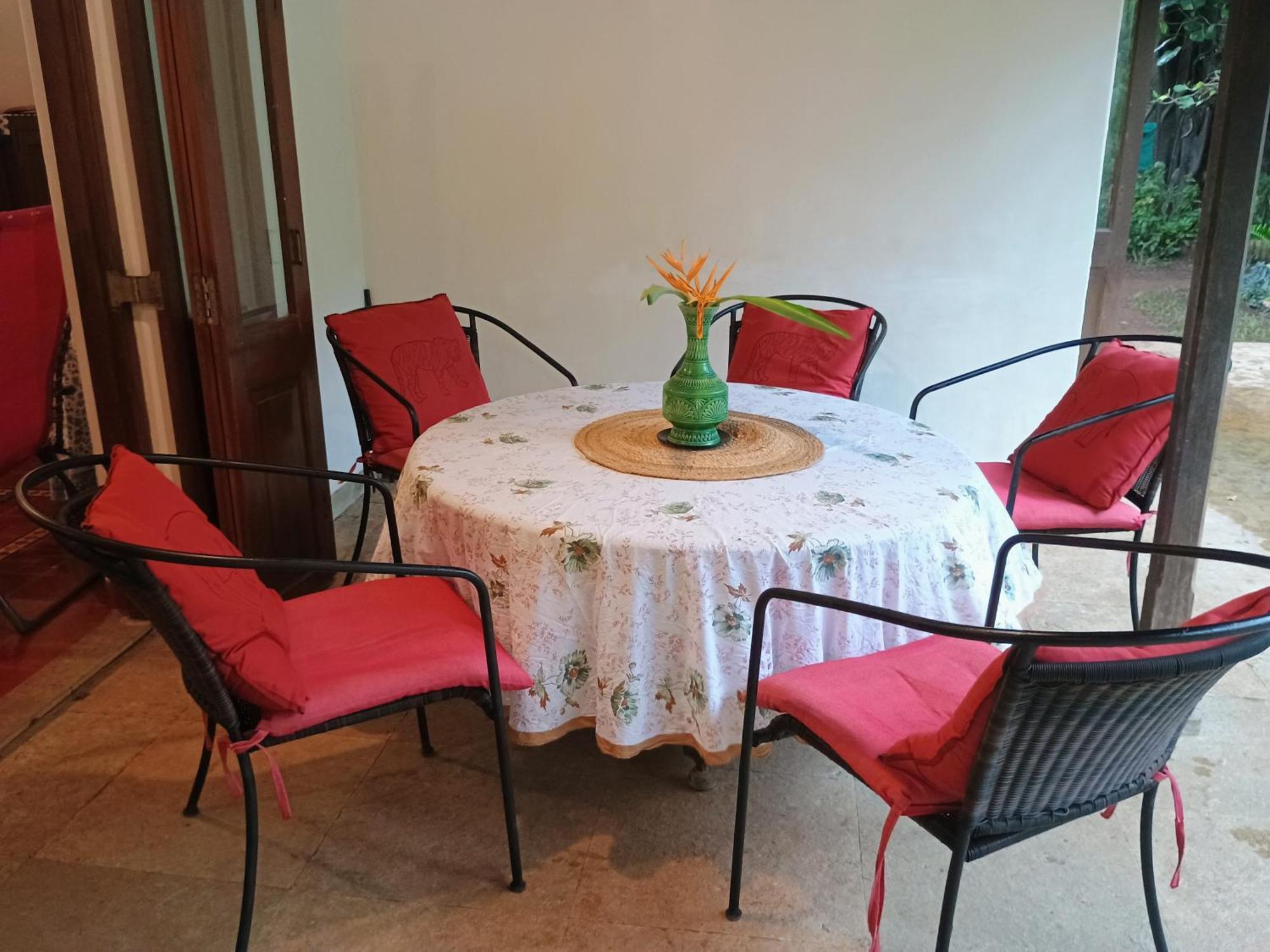 Banyan House - Luxurious 4 Bedroom Villa On One Acre, Near The Beach Nagaon  Exteriér fotografie