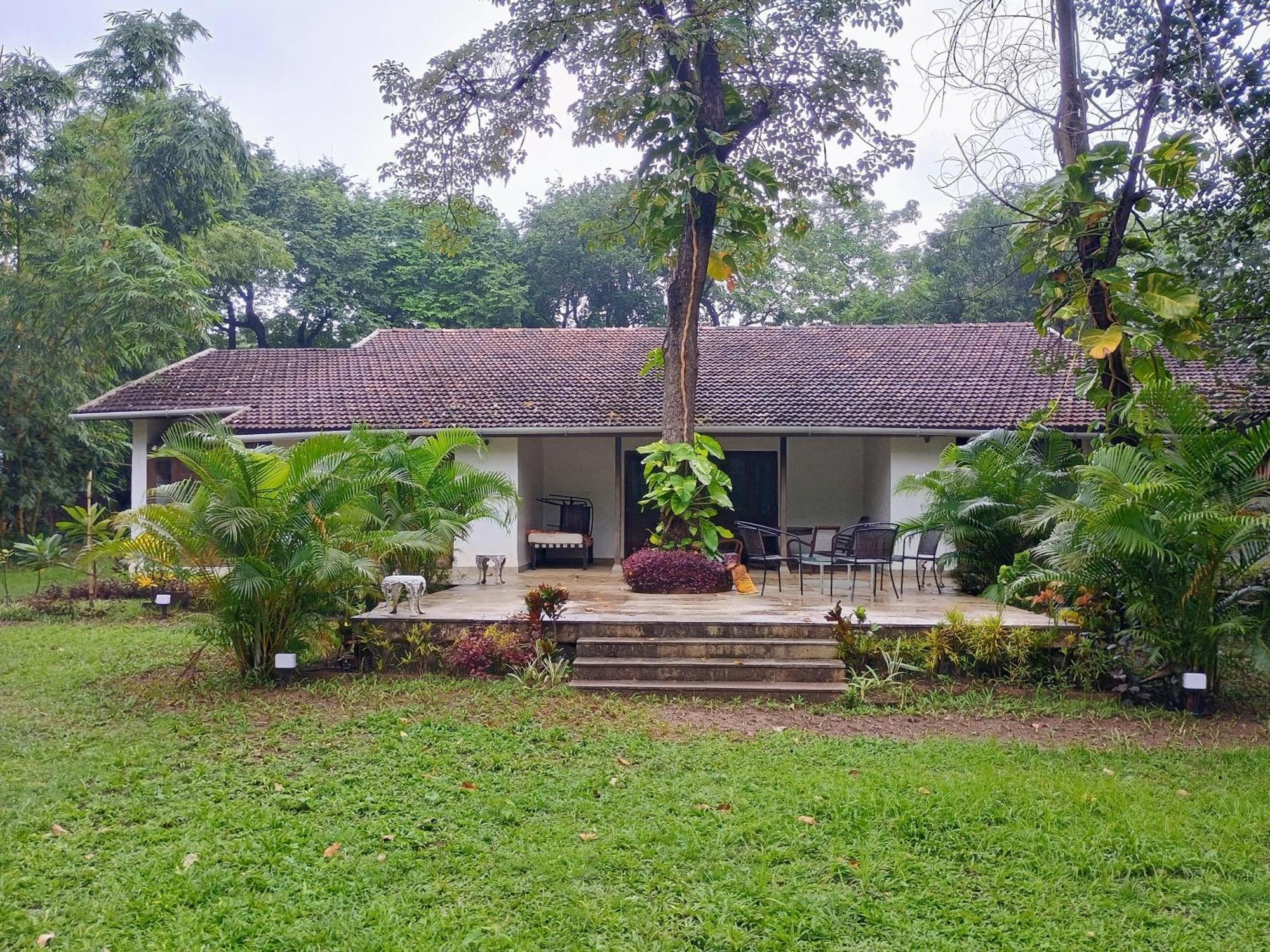 Banyan House - Luxurious 4 Bedroom Villa On One Acre, Near The Beach Nagaon  Exteriér fotografie